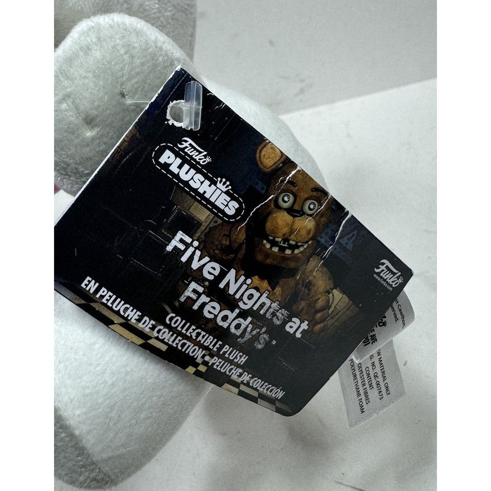 Five Nights At Freddy's FNAF 2020 Plush Funko Foxy White NWT - Picture 2 of 5